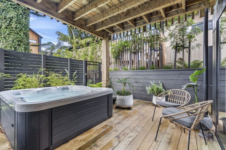 Photo of property in 63 Brooklands Road, Atawhai, Nelson, 7010