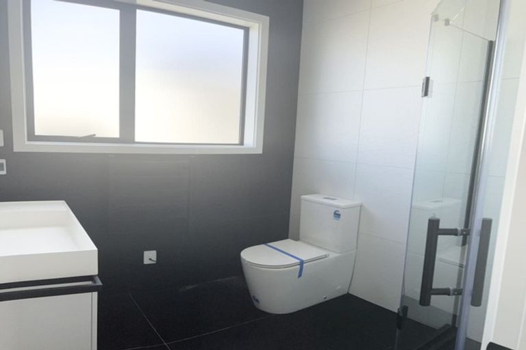 Photo of property in 1 Turbine Way, Hobsonville, Auckland, 0616