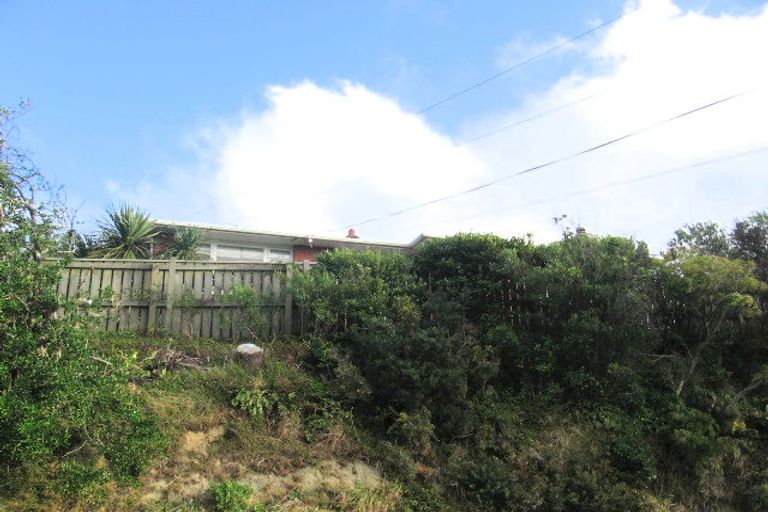 Photo of property in 1 Barrie Street, Johnsonville, Wellington, 6037