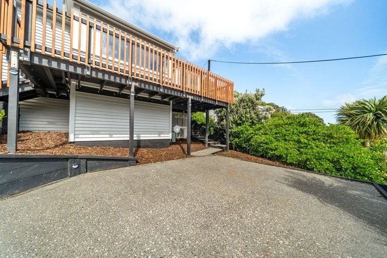 Photo of property in 147 Severn Street, Island Bay, Wellington, 6023