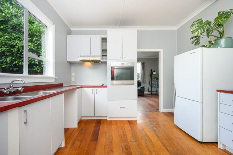 Photo of property in 31 Chelwood Street, Takaro, Palmerston North, 4412