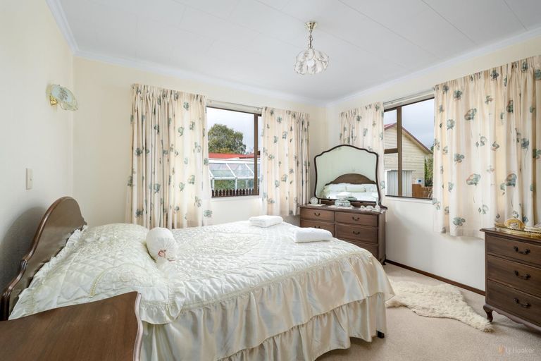 Photo of property in 6 Bond Street, Waimate, 7924