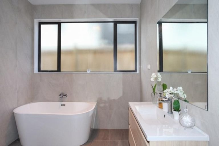 Photo of property in 297 Harbourside Drive, Karaka, Papakura, 2113