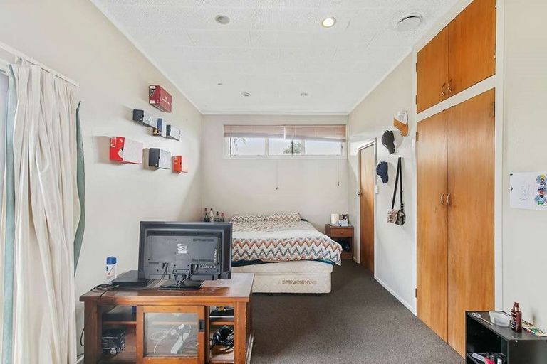 Photo of property in 30 Airfield Road, Takanini, 2112