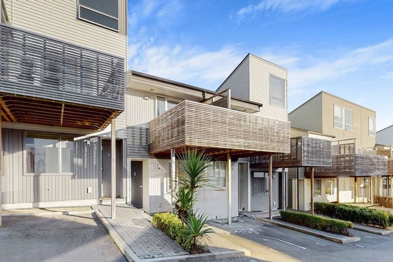 Photo of property in 31u6 Princess Terrace, Newtown, Wellington, 6021