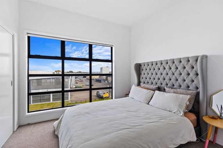 Photo of property in 17 Owens Place, Mount Maunganui, 3116