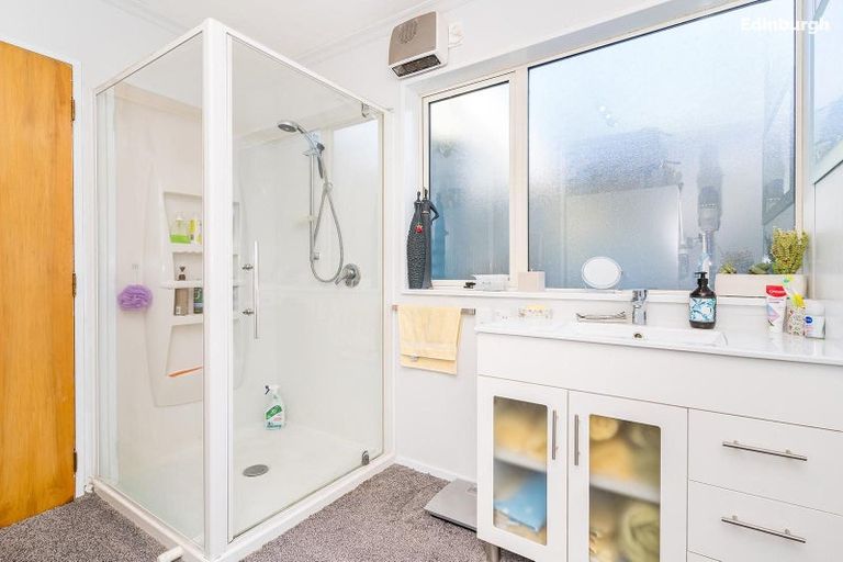 Photo of property in 241 Ravensbourne Road, Ravensbourne, Dunedin, 9022
