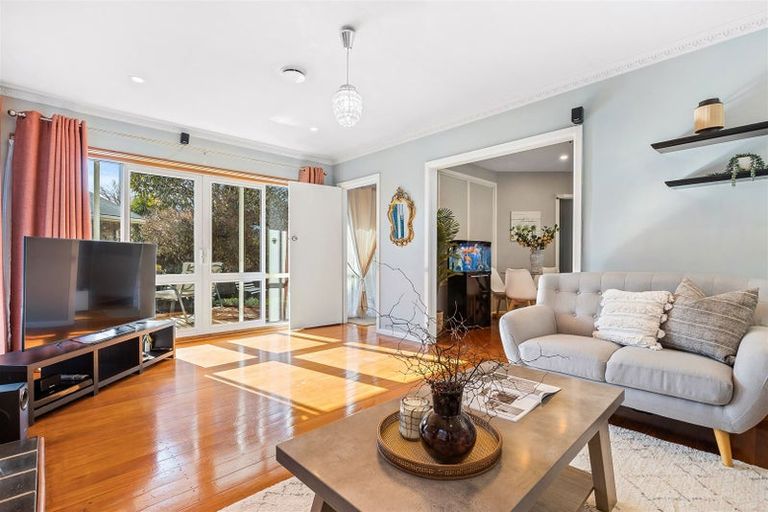 Photo of property in 409 Yaldhurst Road, Russley, Christchurch, 8042