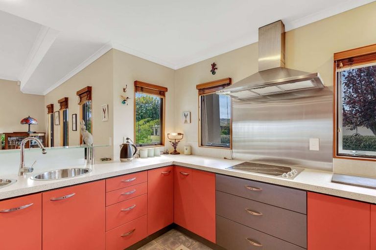 Photo of property in 44 Easton Way, Levin, 5510