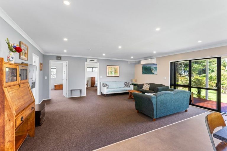 Photo of property in 22 Kiharoa Street, Otaki Beach, Otaki, 5512