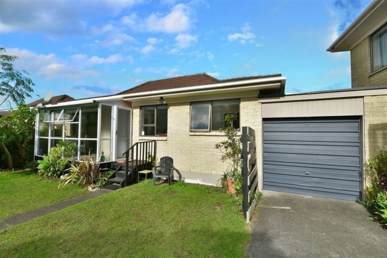 Photo of property in 2/438 Hibiscus Coast Highway, Orewa, 0931