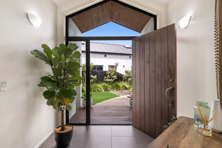 Photo of property in 22 Winslow Court, Huntington, Hamilton, 3210