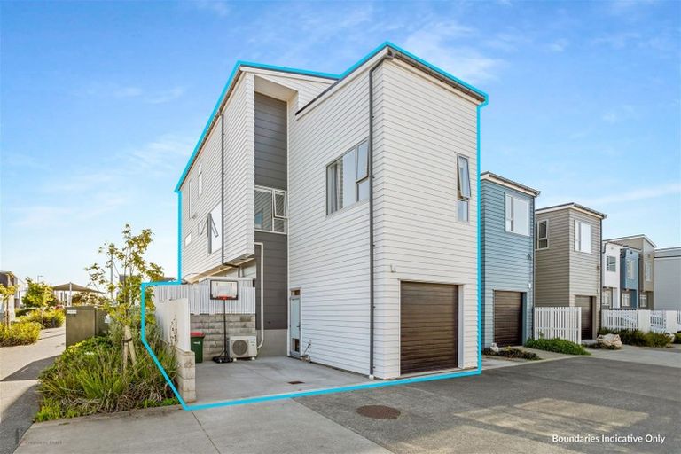 Photo of property in 7 Rangihina Road, Hobsonville, Auckland, 0616