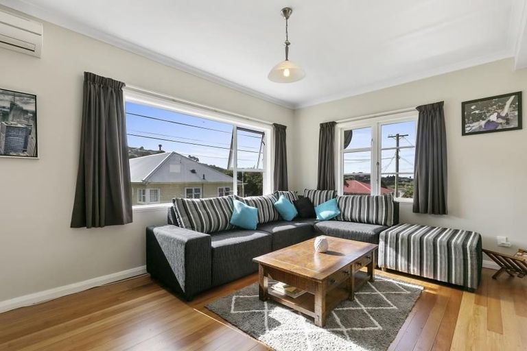 Photo of property in 8 Elliott Street, Johnsonville, Wellington, 6037