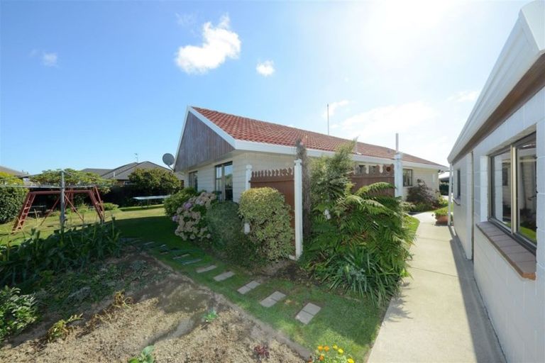 Photo of property in 27a Sapphire Street, Casebrook, Christchurch, 8051