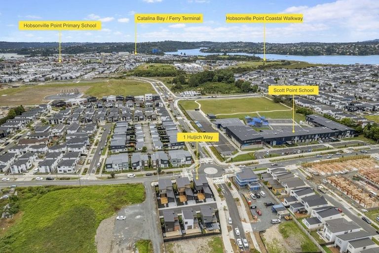 Photo of property in 1 Huljich Way, Hobsonville, Auckland, 0616