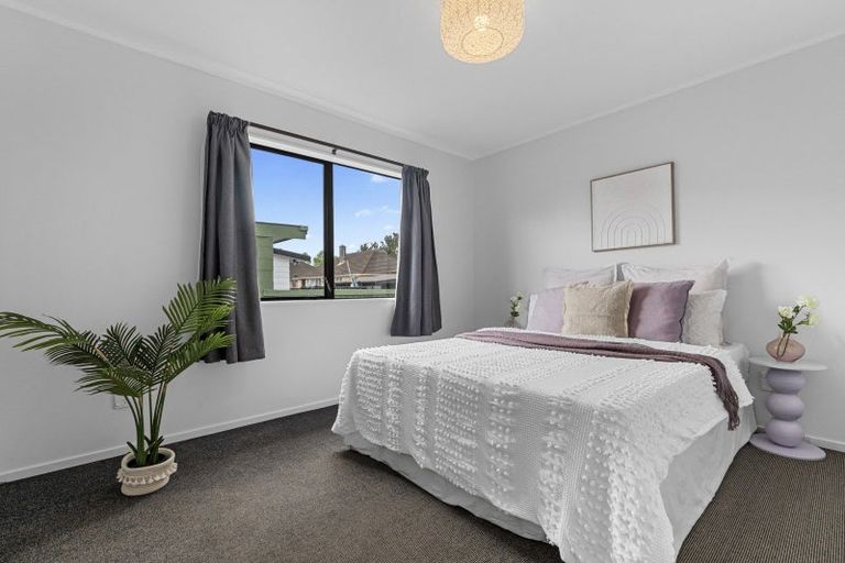 Photo of property in 2/935 Cameron Road, Gate Pa, Tauranga, 3112