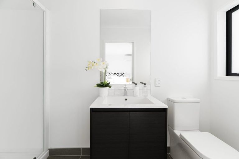 Photo of property in 34 Nugget Avenue, Hobsonville, Auckland, 0616