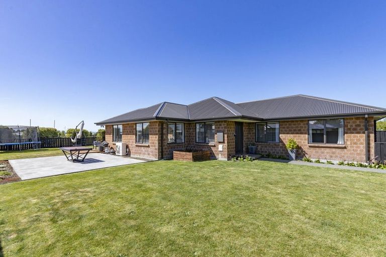 Photo of property in 114 Pegasus Boulevard, Pegasus, 7612