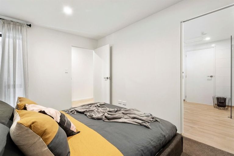 Photo of property in 11 East Street, Papakura, 2110
