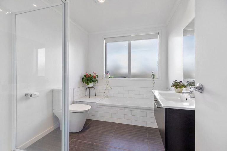 Photo of property in 20 Sable Lane, Pyes Pa, Tauranga, 3112