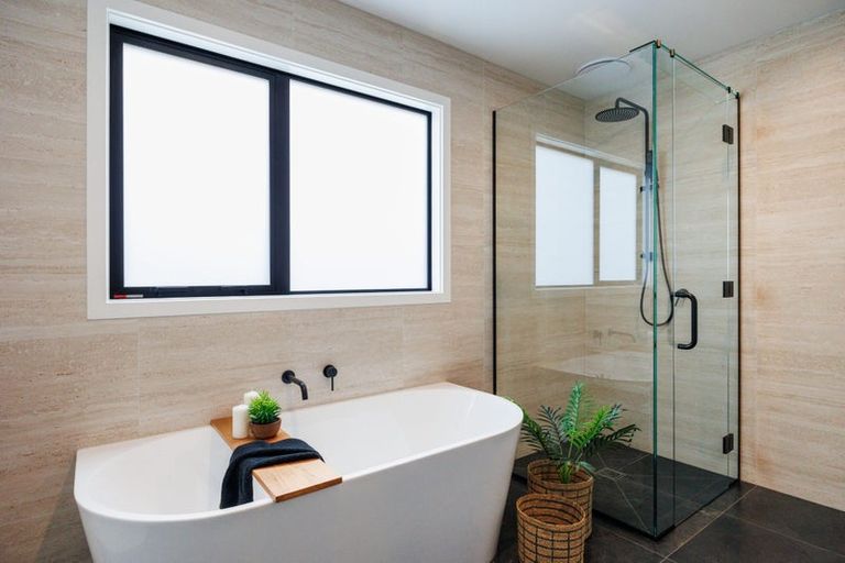 Photo of property in 47 Ashford Avenue, Hokowhitu, Palmerston North, 4410