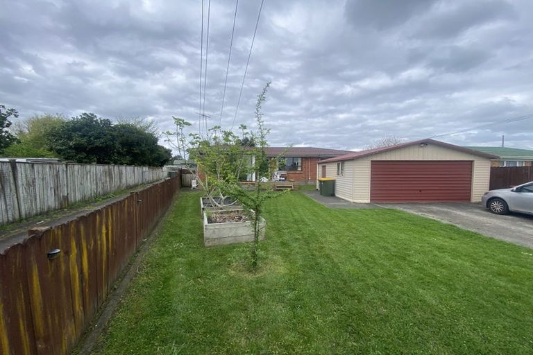 Photo of property in 11 Cosgrave Road, Papakura, 2110