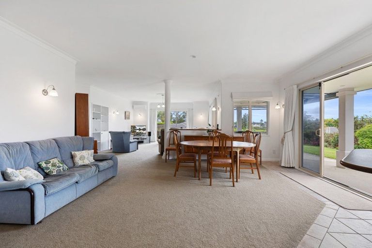 Photo of property in 2 Saint Clements Grove, Bethlehem, Tauranga, 3110