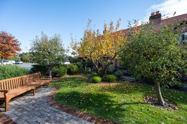 Photo of property in 8/6 Quiet Woman Way, Monaco, Nelson, 7011