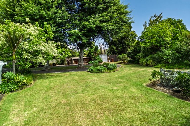 Photo of property in 90 Kemp Road, Kerikeri, 0230