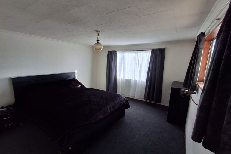 Photo of property in 63 Main Road, Clinton, 9534