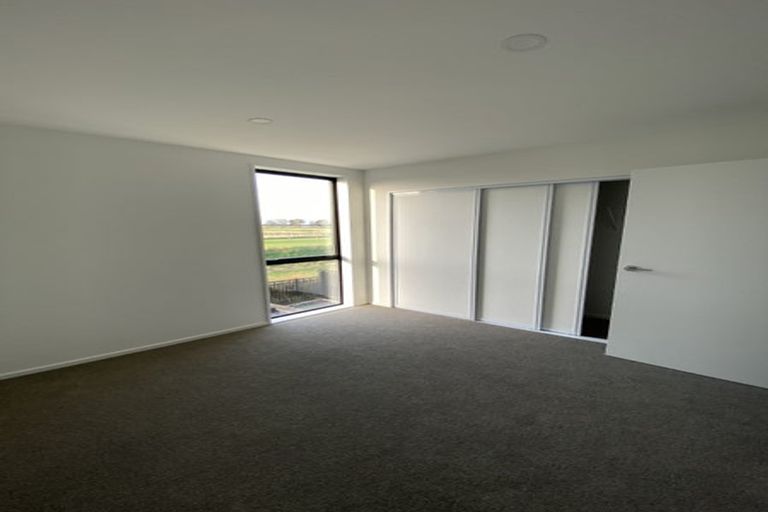Photo of property in 16 Piripiri Place, Broomfield, Christchurch, 8042