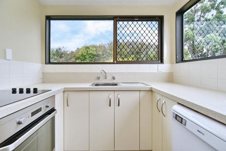 Photo of property in 39 Marlene Street, Casebrook, Christchurch, 8051