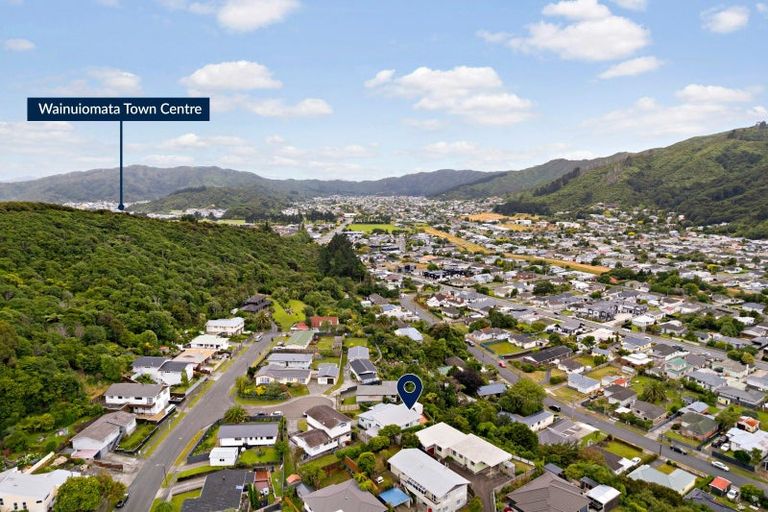 Photo of property in 6b Ely Grove, Wainuiomata, Lower Hutt, 5014