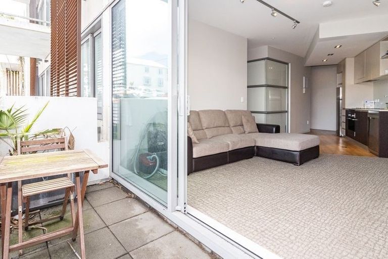 Photo of property in Masina Apartments, 101/80u Riddiford Street, Newtown, Wellington, 6021