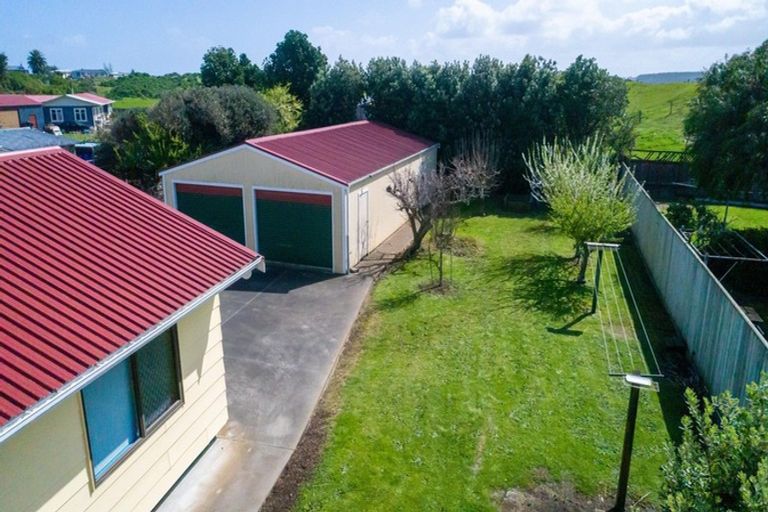 Photo of property in 49 Manuka Street, Castlecliff, Whanganui, 4501