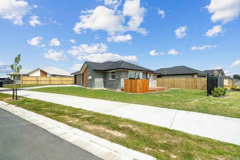 Photo of property in 41 Drylands Drive, Rolleston, 7614