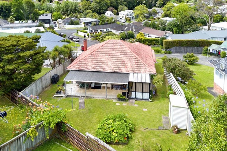 Photo of property in 9 Philip Place, Hillcrest, Auckland, 0627