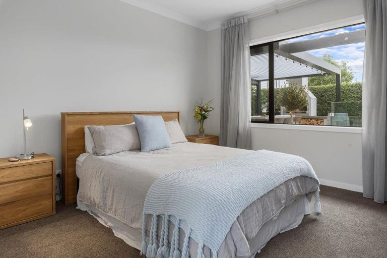 Photo of property in 33 Pohutukawa Parade, Riverhead, 0820