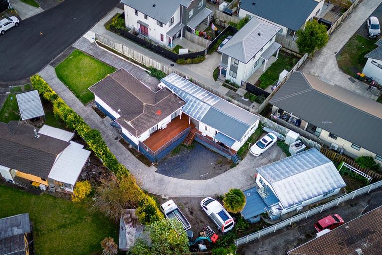 Photo of property in 6 Holborn Place, Papatoetoe, Auckland, 2025