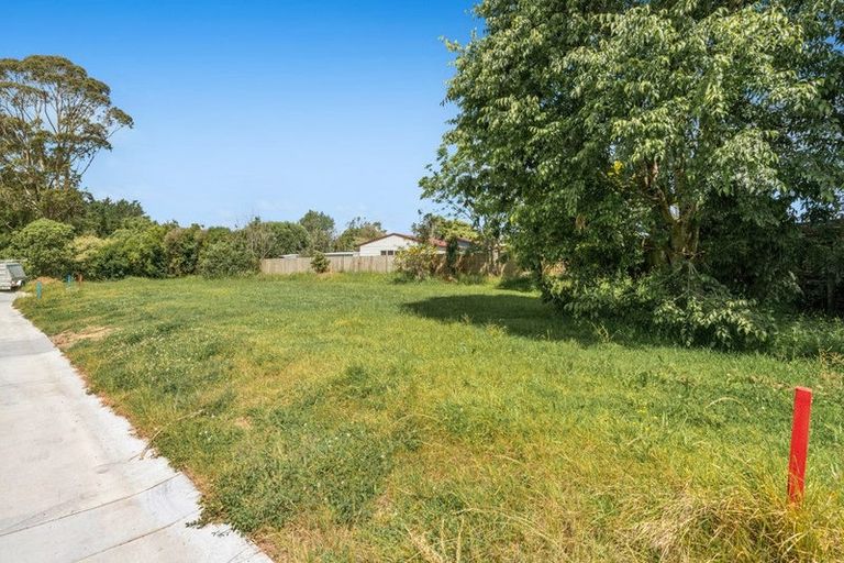 Photo of property in 120 Awaroa Road, Helensville, 0800