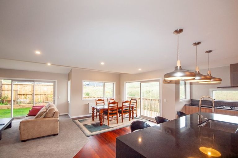 Photo of property in 86 Melksham Drive, Churton Park, Wellington, 6037