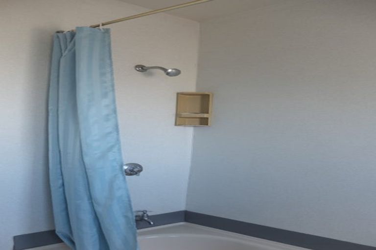 Photo of property in 1/160 Edgeware Road, Edgeware, Christchurch, 8013