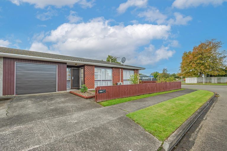 Photo of property in 2 Moyne Avenue, Milson, Palmerston North, 4414