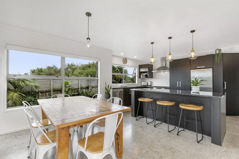 Photo of property in 20d Manukau Road, Raglan, 3225