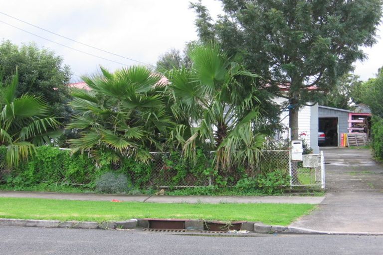 Photo of property in 6 Atkinson Avenue, Papatoetoe, Auckland, 2025