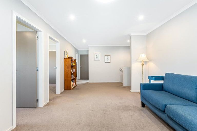 Photo of property in 85 Aotea Drive, Aotea, Porirua, 5024