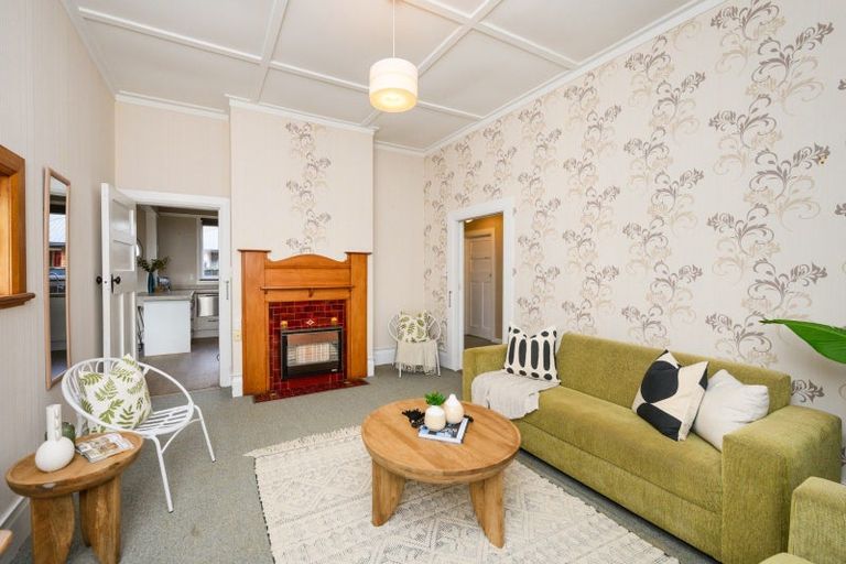 Photo of property in 70 Chelwood Street, Takaro, Palmerston North, 4412