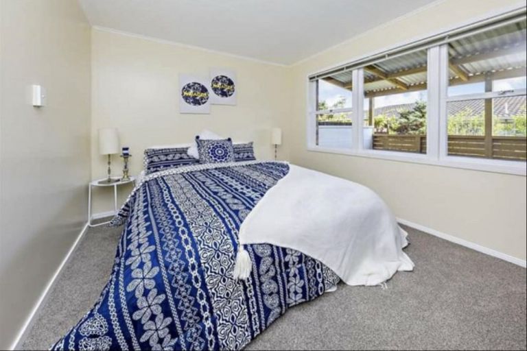 Photo of property in 4/100 Coronation Road, Papatoetoe, Auckland, 2025
