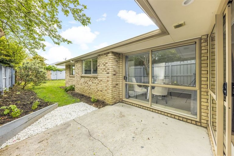 Photo of property in 20a Waterview Road West, Takanini, 2112